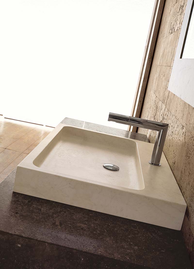 Lavello-lavabo-lavandino-fioriera in granito scalpellinato a mano,  rettangolare 70cm x 50cm